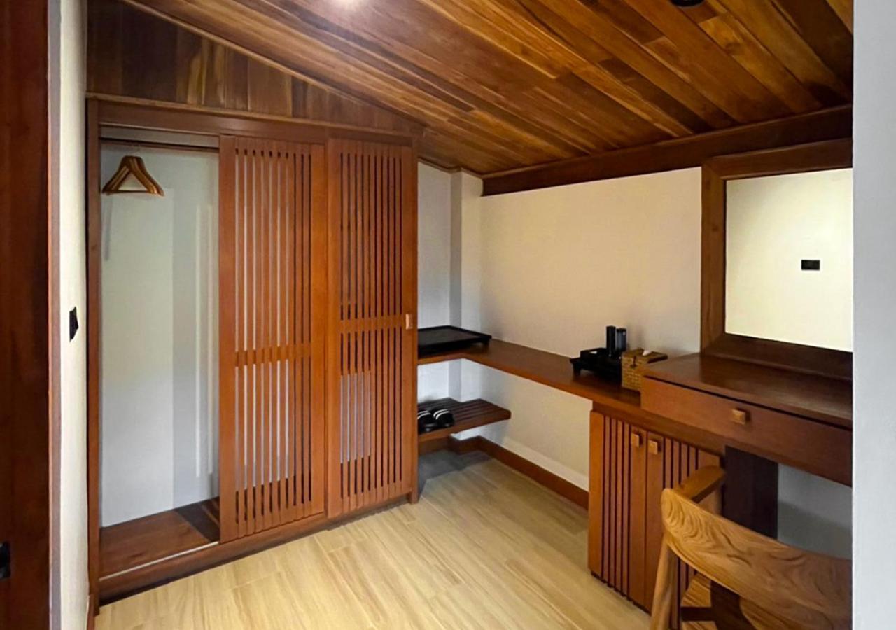 Alama Sea Village Resort - Sha Extra Plus Ко-Ланта Екстер'єр фото